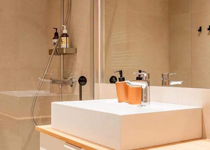 Apartment Rainbow Surfingbird